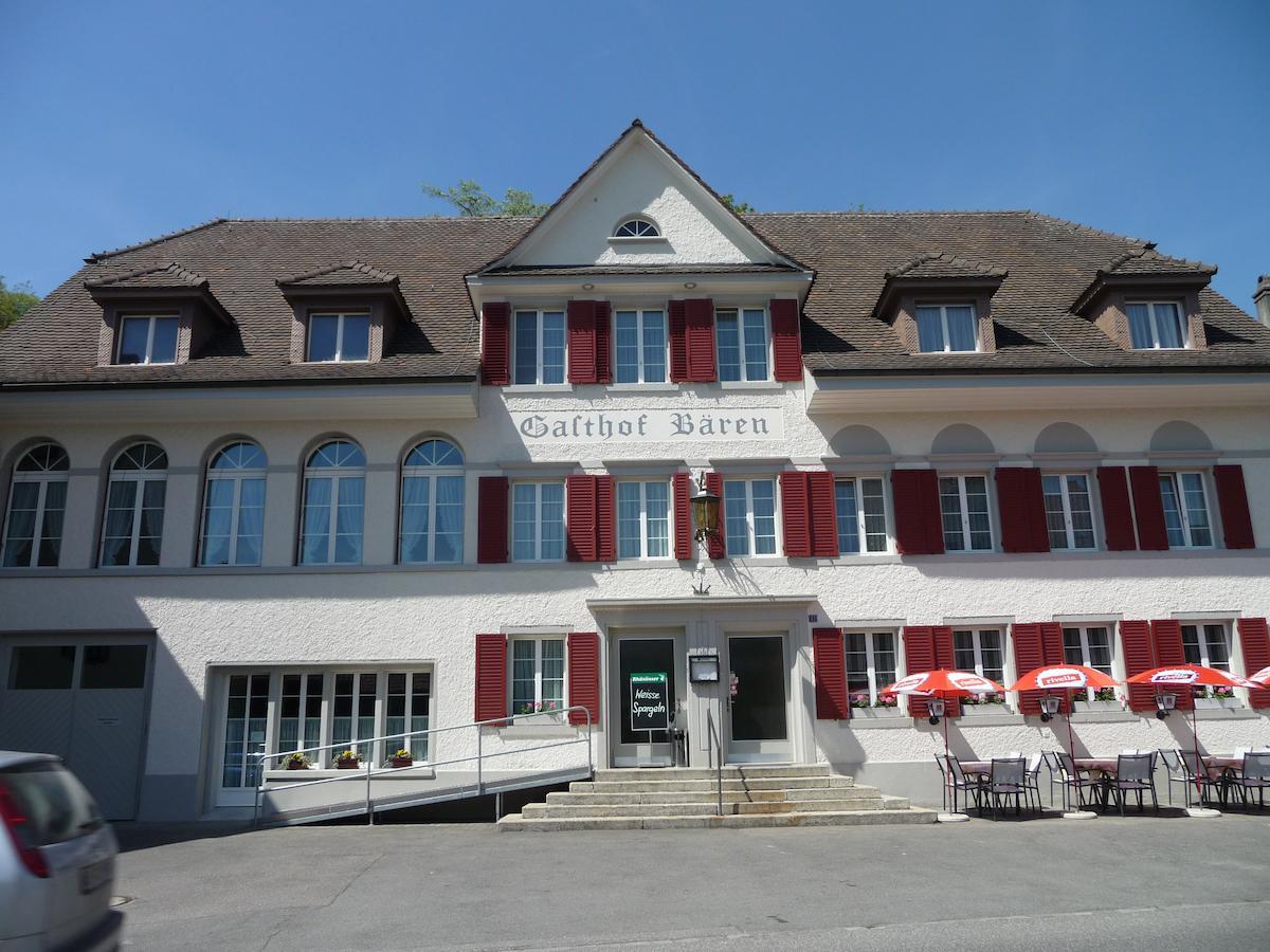 Gasthof Baeren Schinznach Dorf ภายนอก รูปภาพ